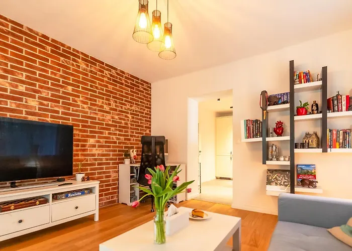 Quiet In New Center, Nivy Apartament *