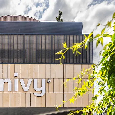 Quiet In New Center, Nivy شقة براتسيلافا